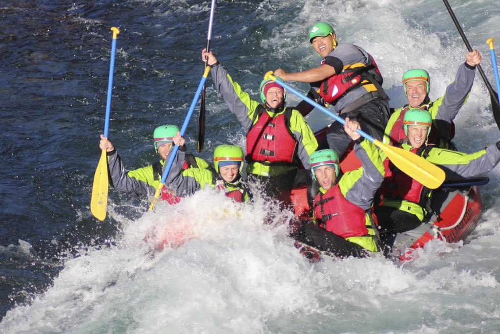 Tongariro Adventures Bed & Breakfast Kuratau Ngoại thất bức ảnh